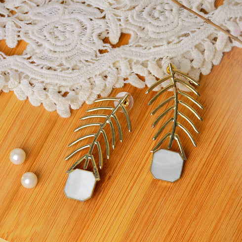 Glory Leaf Earrings - The Earth Store - Fashion Accessories